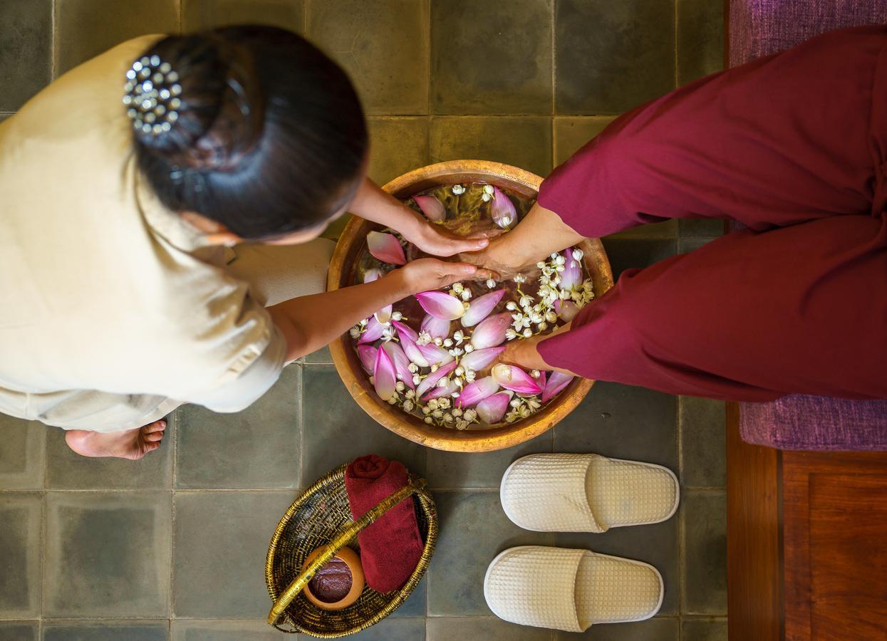 Golden Temple Residence Siem Reap Exterior foto Thai foot massage