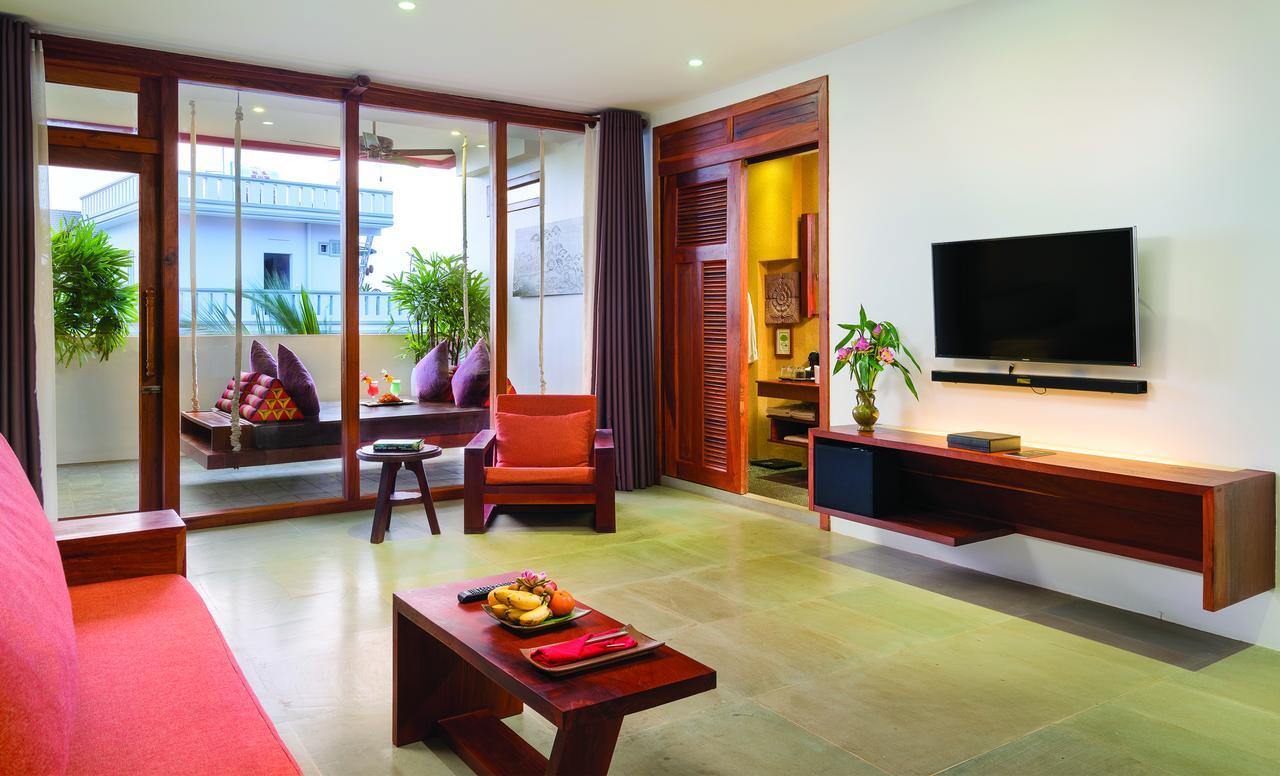 Golden Temple Residence Siem Reap Exterior foto A suite at the hotel