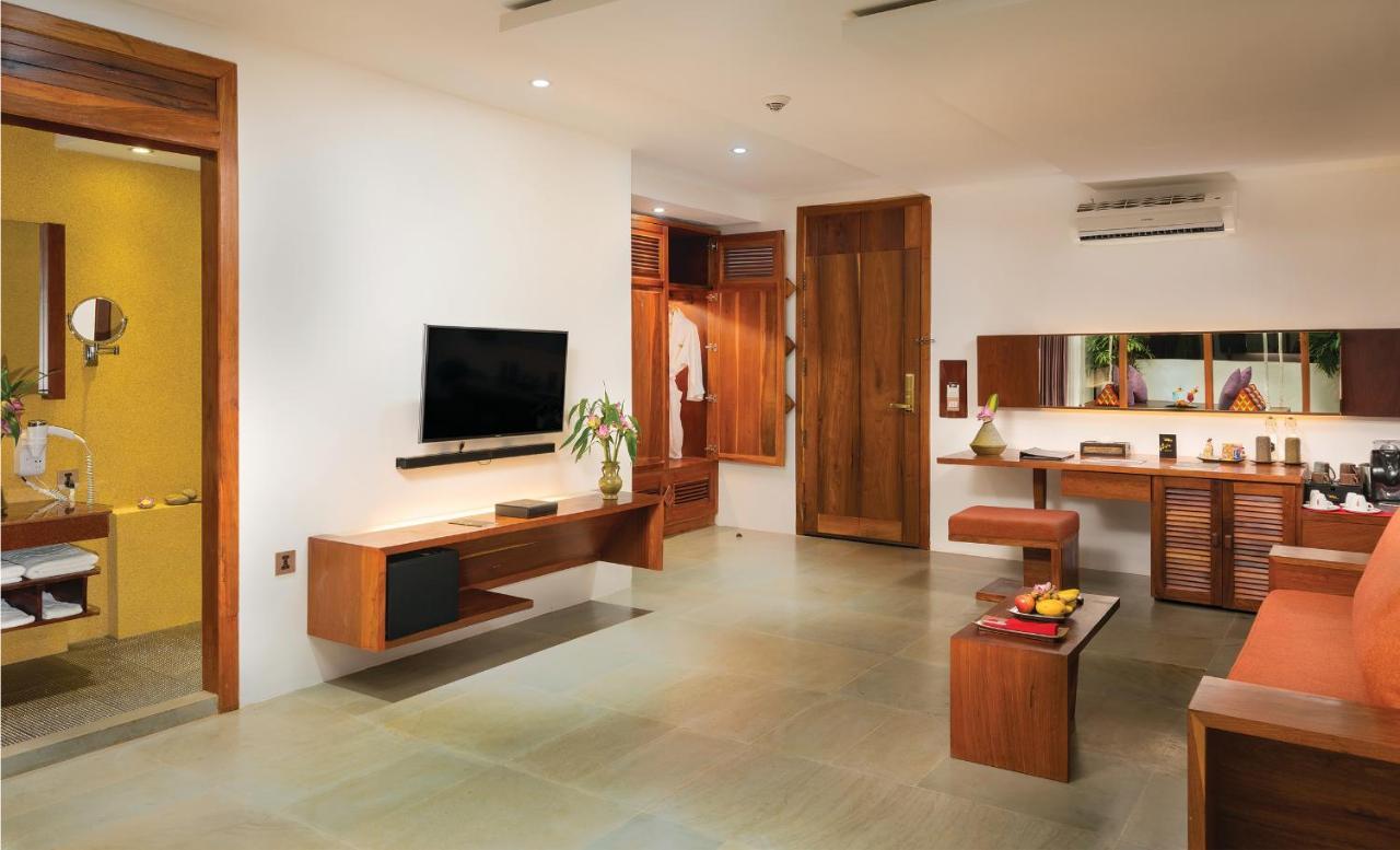 Golden Temple Residence Siem Reap Exterior foto A room at the Taj Bengal